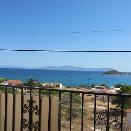 Eugenia Travasarou Sea View Appartments Diakofti Exterior foto